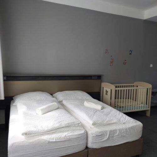 하르카니 No Stress Panzio-Pizzeria-Sporttabor B&B 외부 사진